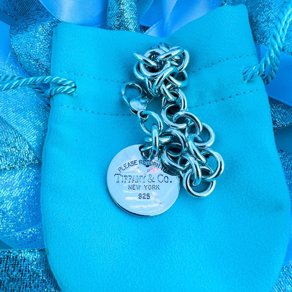 Tiffany and Co Return To Tiffany Bracelet - Picture 1 of 7